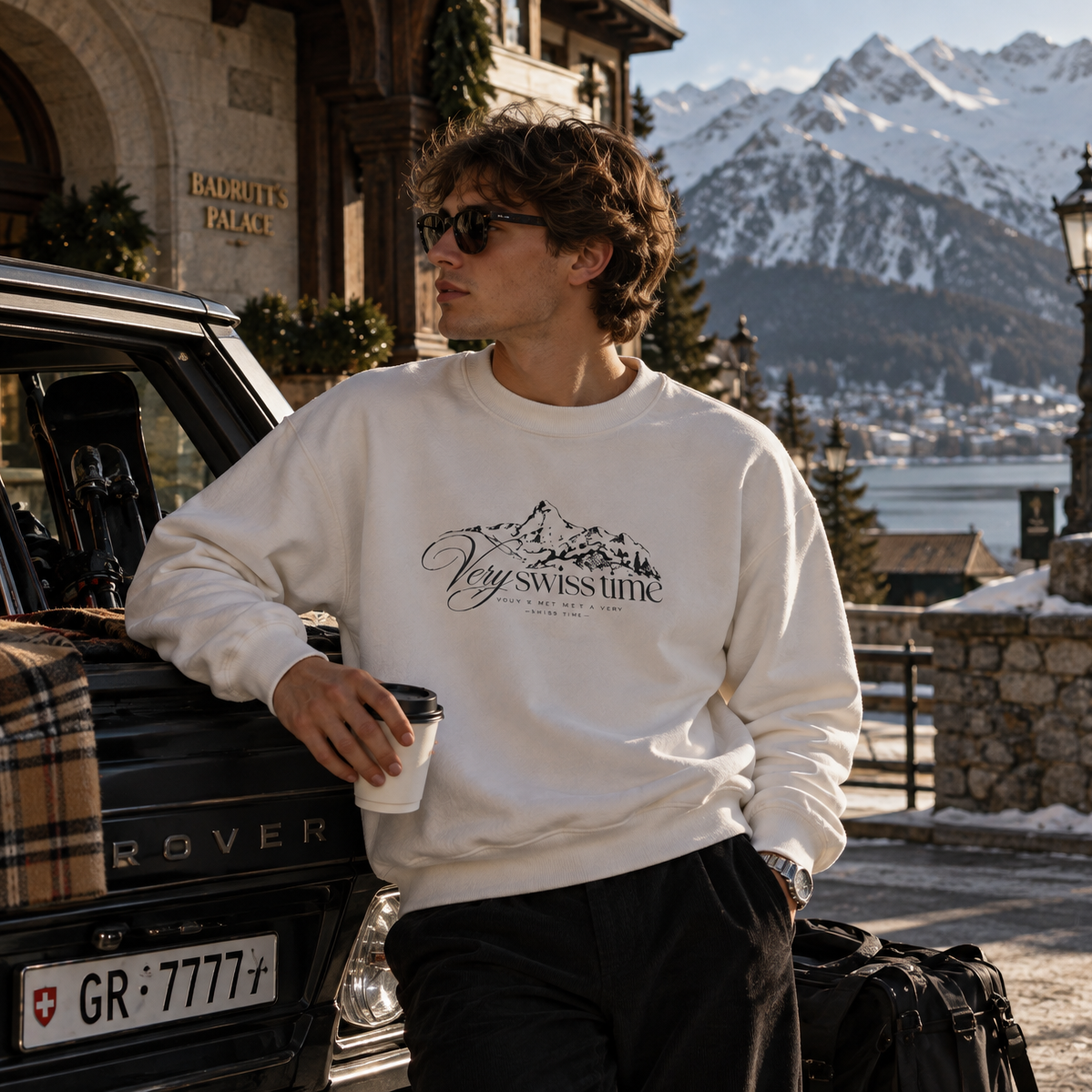Embroidered Crewneck